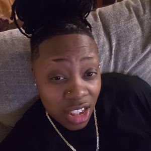 Meet your Posher, Ivory